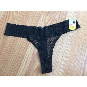 Secret Possessions Lace thong Large NWT